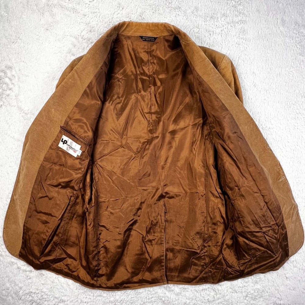 *SOLD* Levi's Tan Corduroy Blazer - Picture 5 of 12